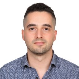Uyanık, Hakan