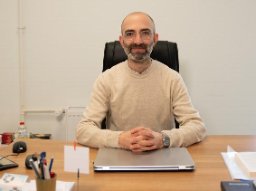 Yıldız, Kemal