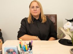 Demir, Nilgün
