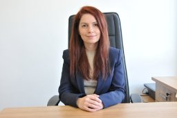 Ünal, Ceren Erüst