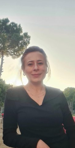 Şen, Cemile